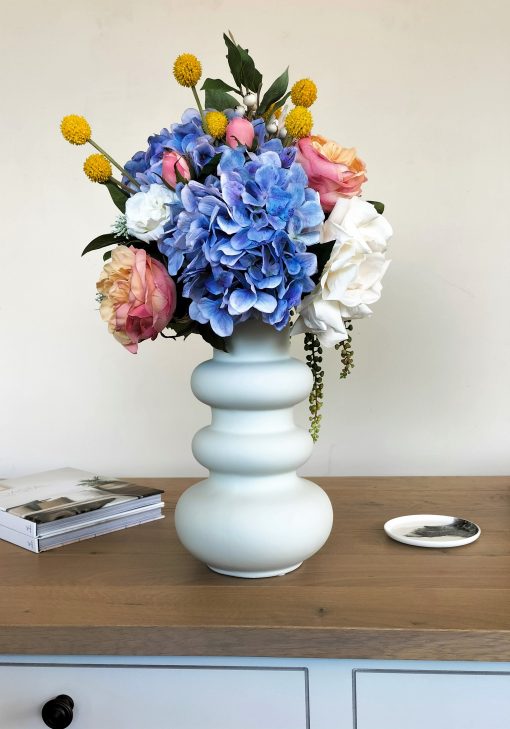 artificial-blue-hydrangea-vase-arrangement