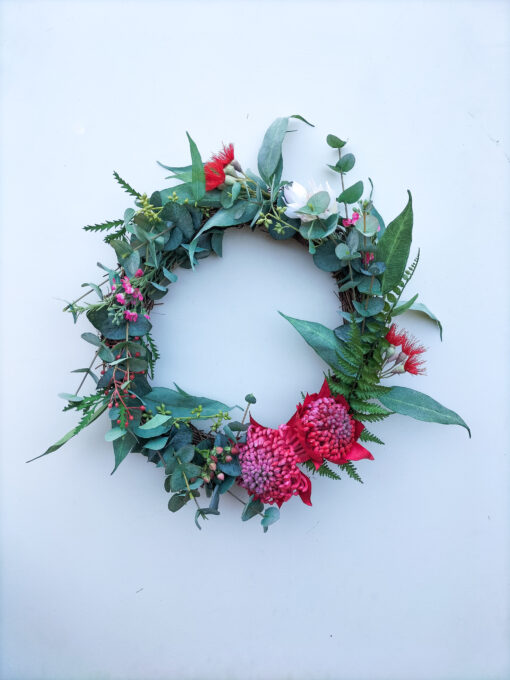 christmas-waratah-wreath