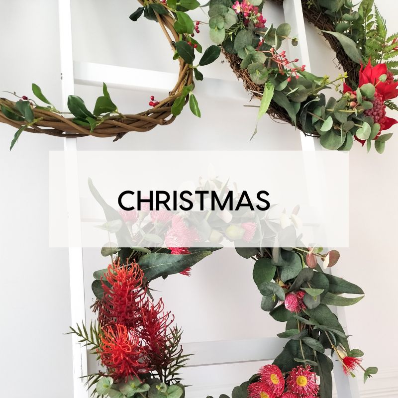 artificial-christmas-wreaths-and-arrangements